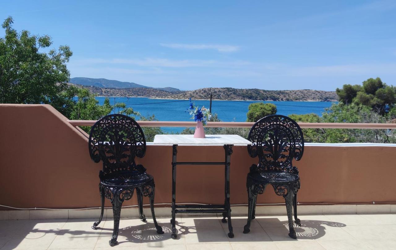 Penthouse Studio Next To The Sea Salamina Esterno foto