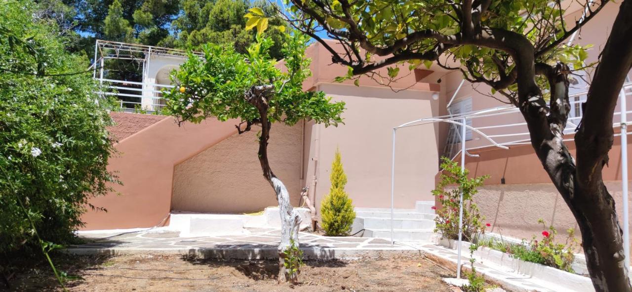 Penthouse Studio Next To The Sea Salamina Esterno foto